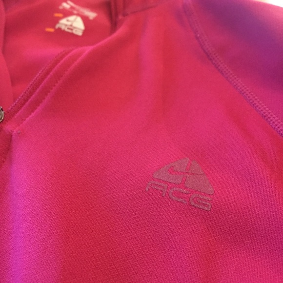 Women’s Medium Nike ACG Half-Zip Running Jacket - Picture 5 of 6